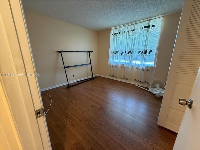 7664 NW 18th St 306, Margate, FL 33063