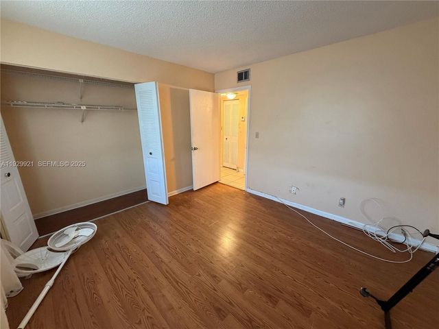 7664 NW 18th St 306, Margate, FL 33063