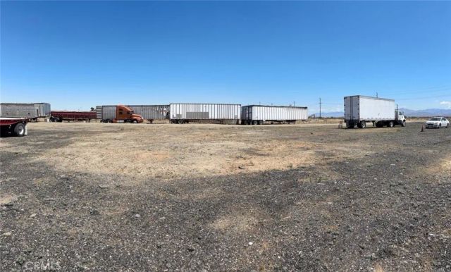 42056 7th East, Lancaster, CA 93535