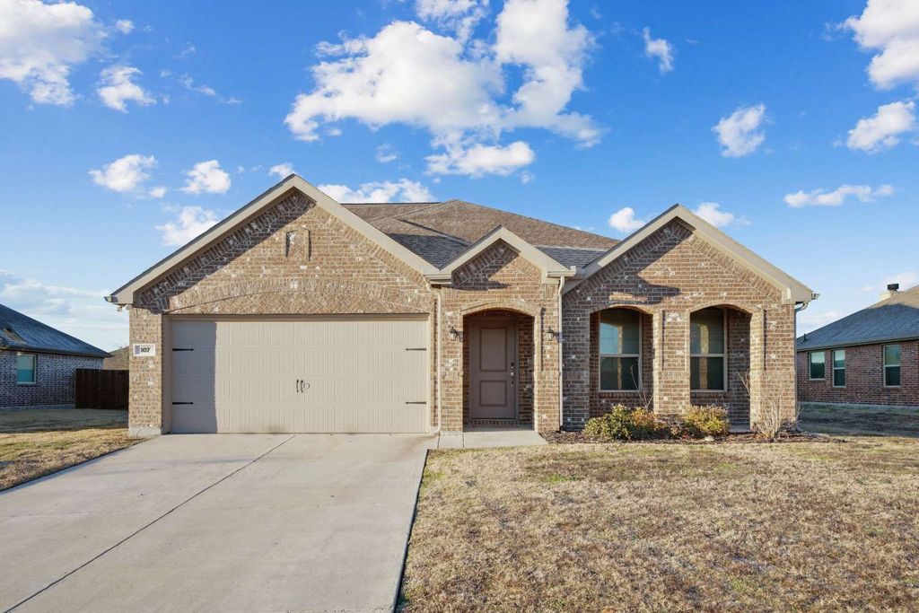 107 Mesa Verde Court, Forney, TX 75126