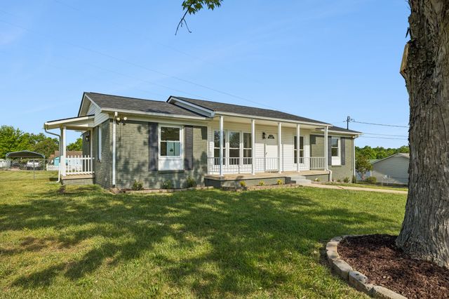 6009 Hays Dr, Columbia, TN 38401