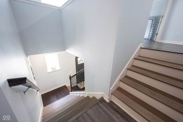 13111 Avon Cross Way, Fishers, IN 46037