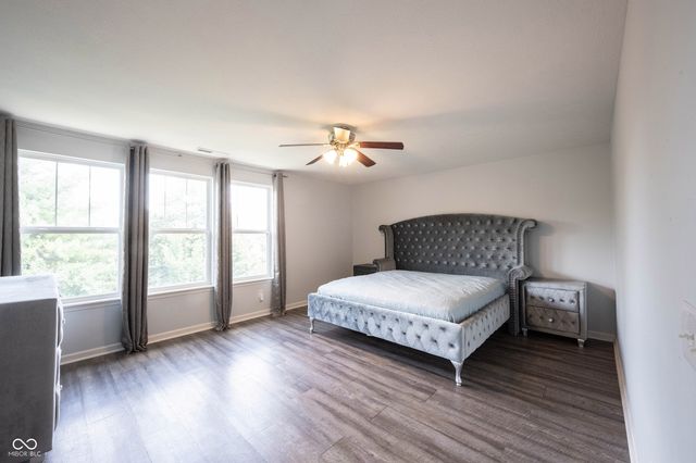 13111 Avon Cross Way, Fishers, IN 46037