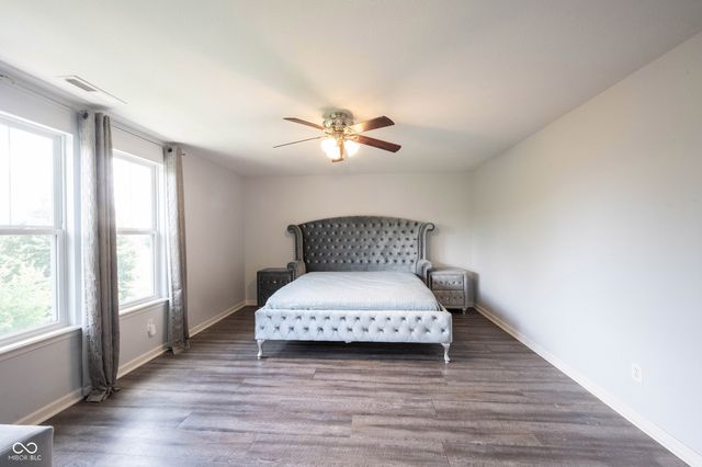13111 Avon Cross Way, Fishers, IN 46037