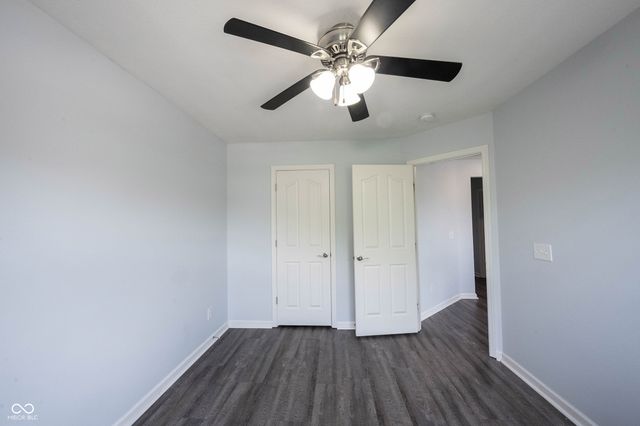 13111 Avon Cross Way, Fishers, IN 46037
