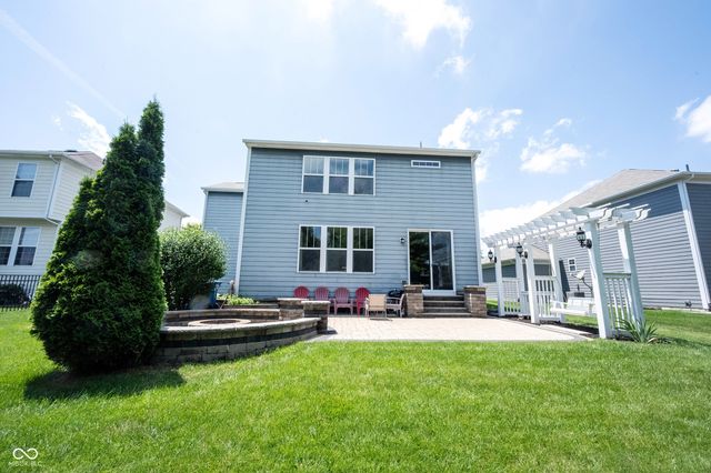 13111 Avon Cross Way, Fishers, IN 46037