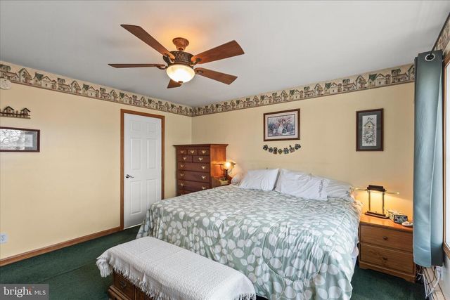 834 RICHMOND RD, Windsor, PA 17366