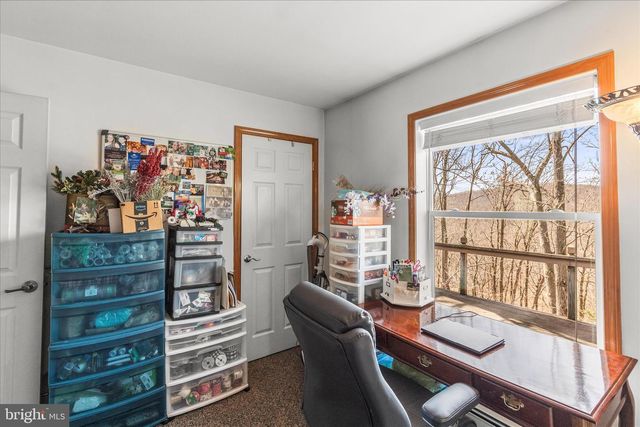 834 RICHMOND RD, Windsor, PA 17366