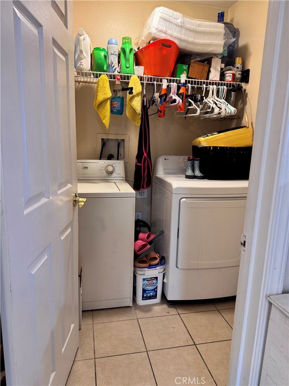 Image 33 of property listing at 142 White, Tulare, CA 93274