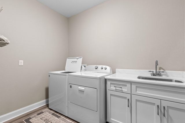 195 Fredonia Farm Road, Dunlap, TN 37327