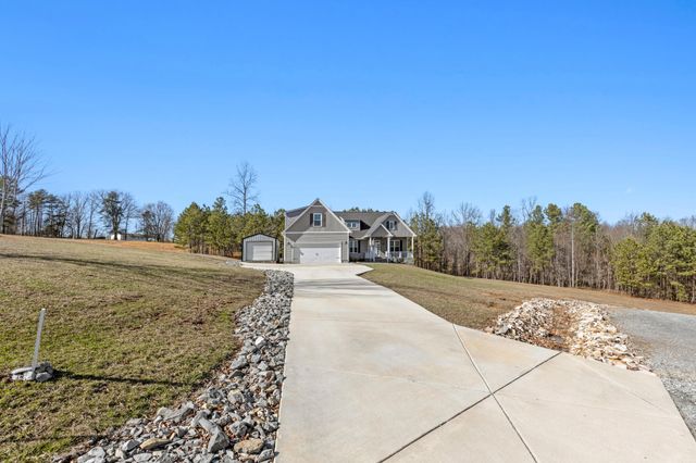195 Fredonia Farm Road, Dunlap, TN 37327
