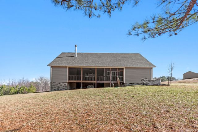 195 Fredonia Farm Road, Dunlap, TN 37327