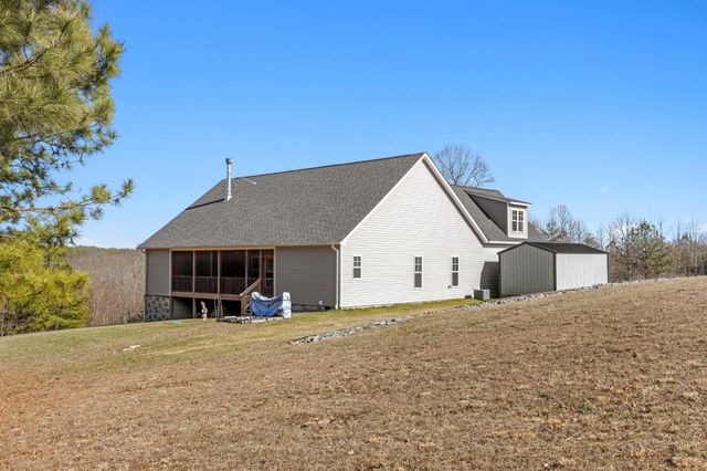 195 Fredonia Farm Road, Dunlap, TN 37327