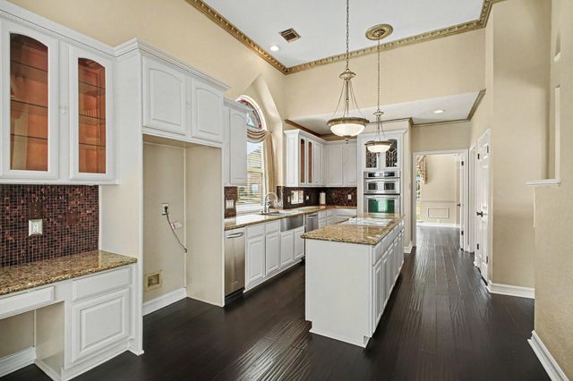 5406 Brook Bend Drive, Sugar Land, TX 77479
