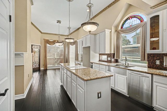 5406 Brook Bend Drive, Sugar Land, TX 77479