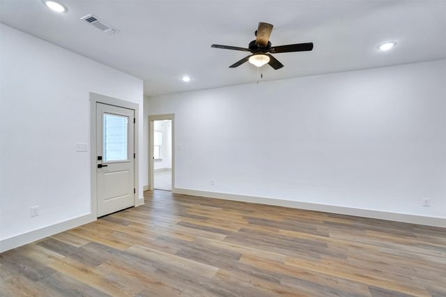 425 E Munson Street, Denison, TX 75021