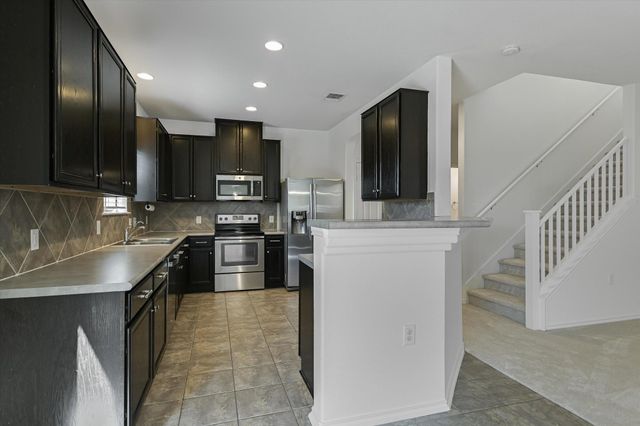 11208 Barns TRL, Austin, TX 78754