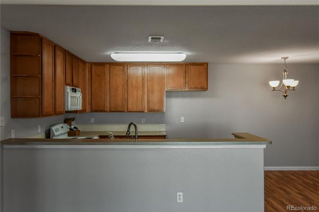 23306 5th Place E, Aurora, CO 80018