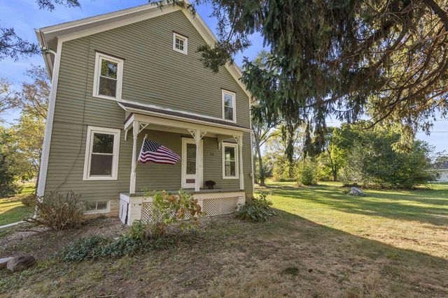 516 E Beloit Street, Orfordville, WI 53576