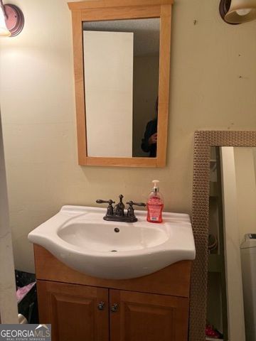 646 Garden Walk Drive, Stone Mountain, GA 30083