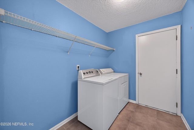 2282 JUSTIN LAKE Drive, Jacksonville, FL 32221