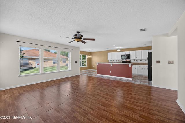 2282 JUSTIN LAKE Drive, Jacksonville, FL 32221