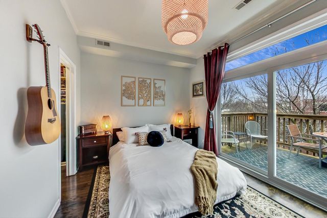 1328 W Belmont Avenue 3W, Chicago, IL 60657