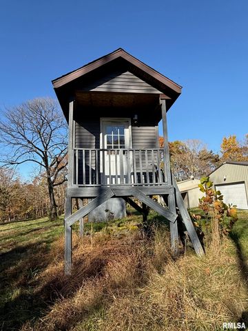 880 S Rocky Comfort Road, Makanda, IL 62958