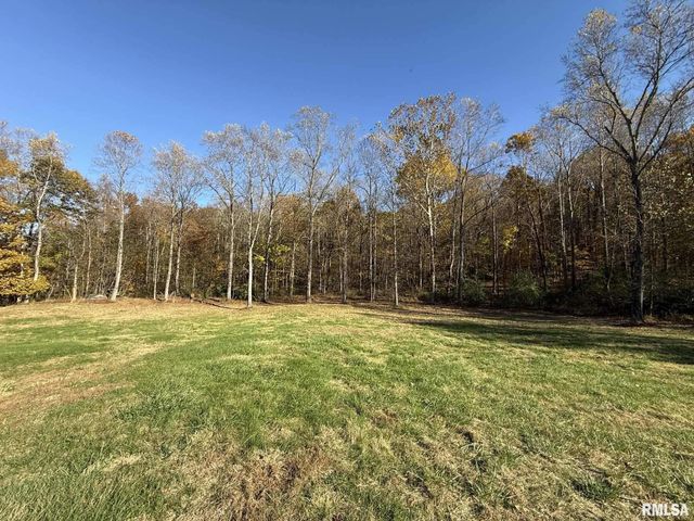 880 S Rocky Comfort Road, Makanda, IL 62958