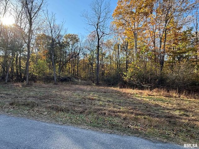 880 S Rocky Comfort Road, Makanda, IL 62958