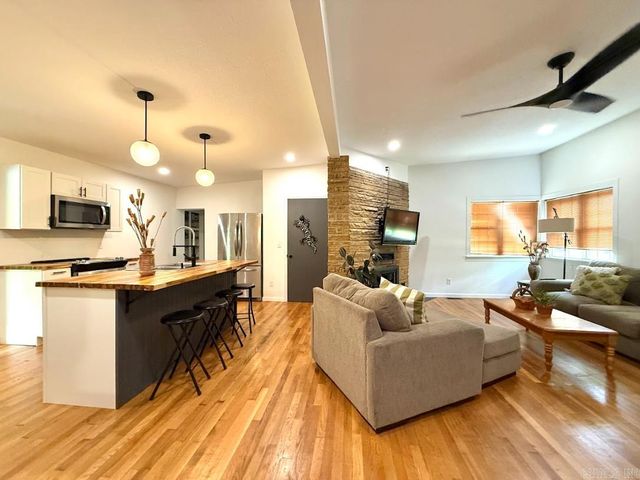 601 Clarence St., Mountain View, AR 72560