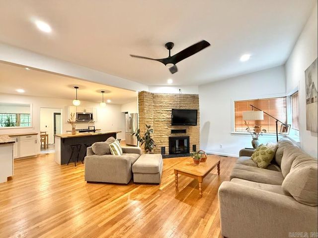 601 Clarence St., Mountain View, AR 72560