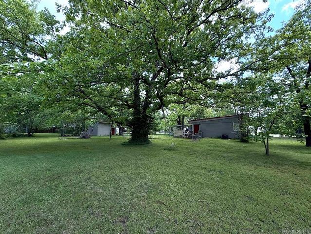 601 Clarence St., Mountain View, AR 72560