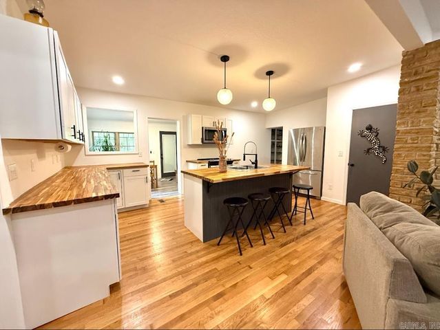 601 Clarence St., Mountain View, AR 72560