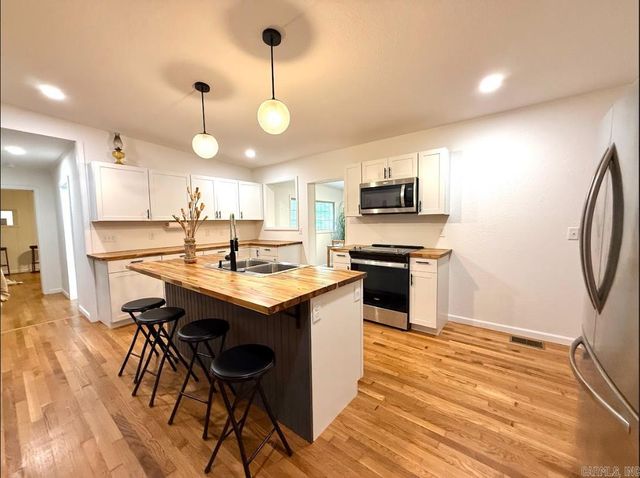 601 Clarence St., Mountain View, AR 72560