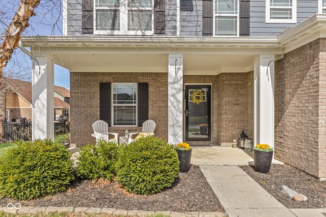 12 Oakmont Drive, Brownsburg, IN 46112