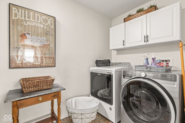 12 Oakmont Drive, Brownsburg, IN 46112