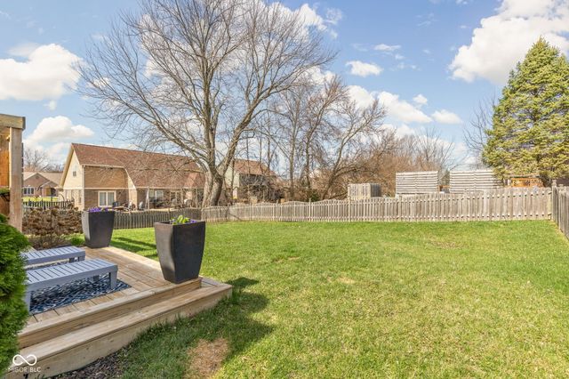 12 Oakmont Drive, Brownsburg, IN 46112