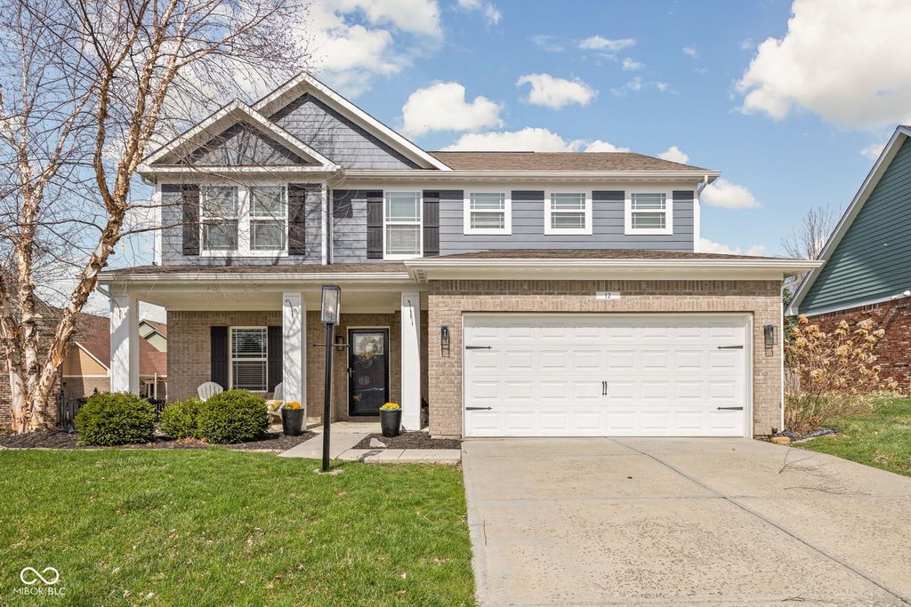 12 Oakmont Drive, Brownsburg, IN 46112