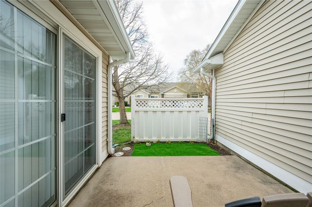 9513 Ironwood Lane, Johnston, IA 50131