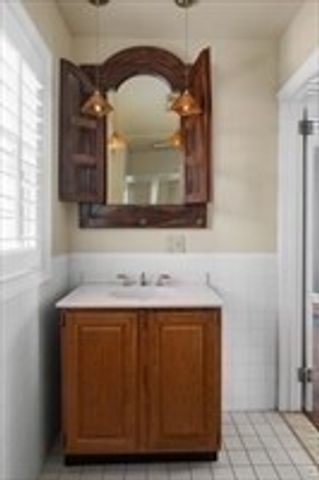 159 Wilder, Swansea, MA 02777