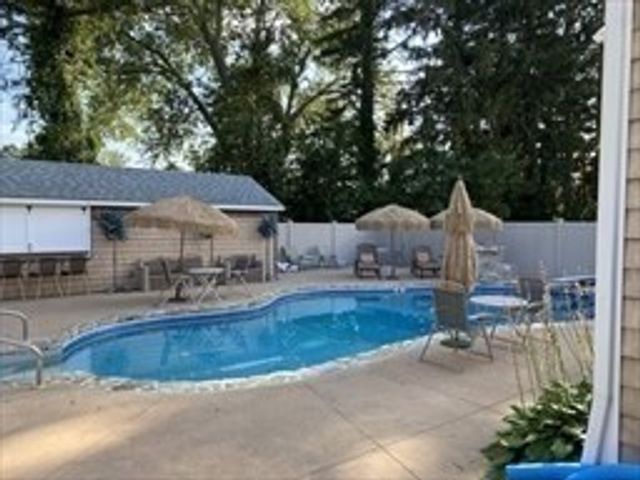 159 Wilder, Swansea, MA 02777