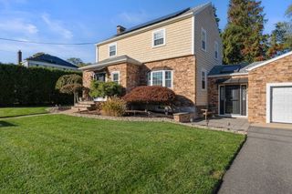 159 Wilder, Swansea, MA 02777