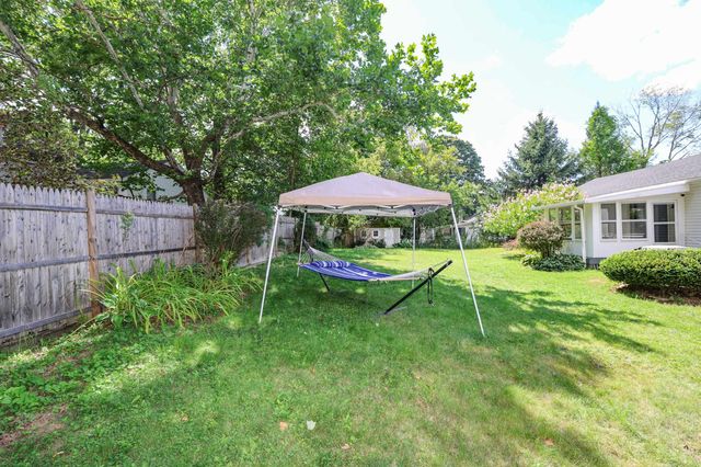 17 Coaker Avenue, Hooksett, NH 03106