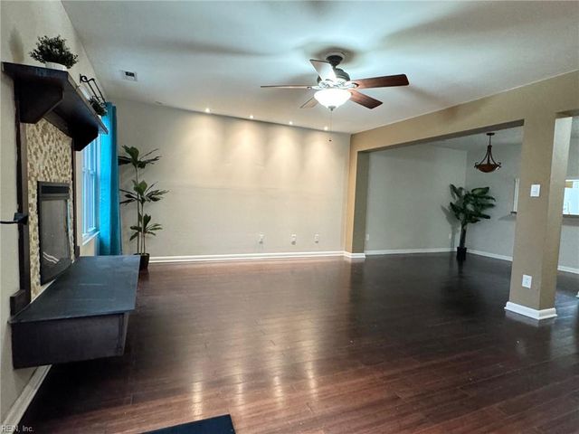 1531 Sword Dancer DR, Virginia Beach, VA 23454