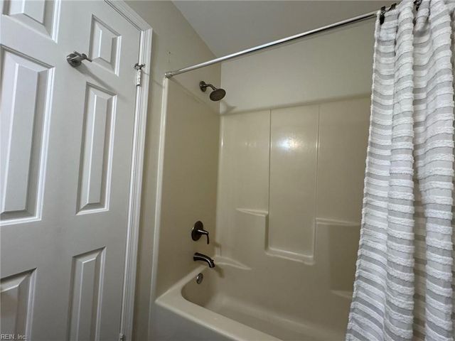 1531 Sword Dancer DR, Virginia Beach, VA 23454