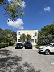 661 NW 21st Terrace A-d, Fort Lauderdale, FL 33311