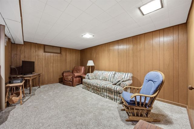 1105 29th Street, Marion, IA 52302