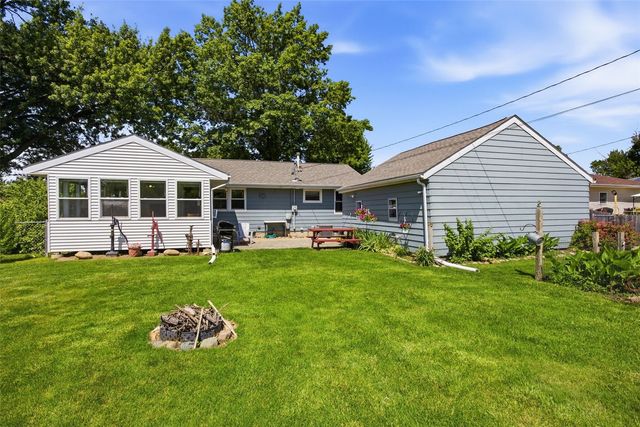 1105 29th Street, Marion, IA 52302