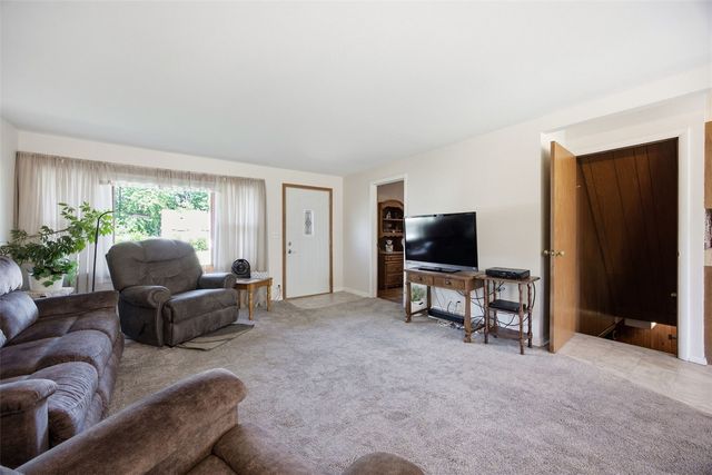 1105 29th Street, Marion, IA 52302